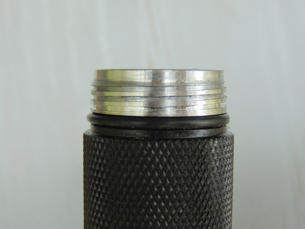 Threads-Tail -Tube
