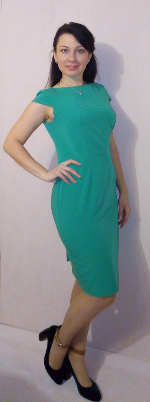 светло-зел платье