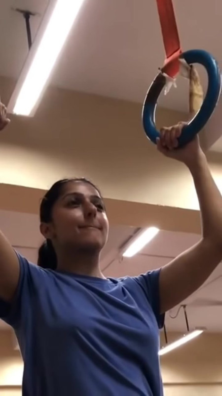 boomika hot.mkv.0001