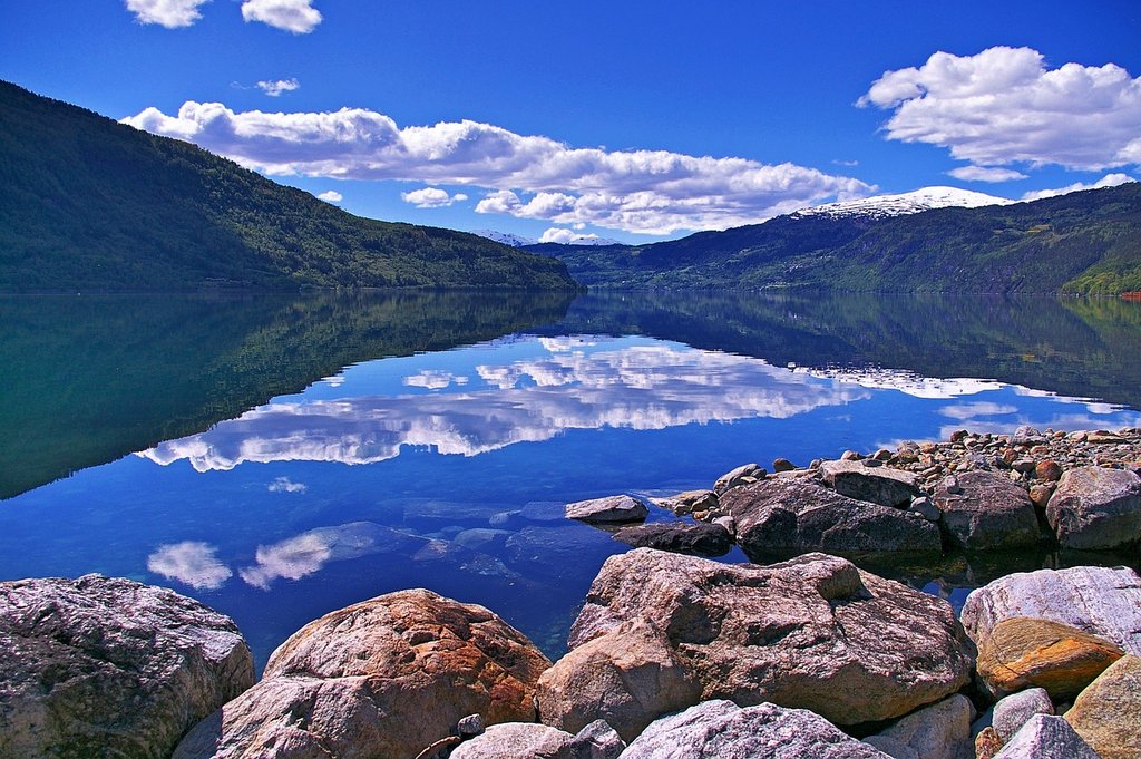 blue-norway-fjord.jpg