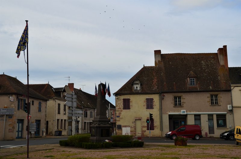 PARQUE DE LAS ESCULTURAS Y ALGO MAS-13-11-2022 - Francia y sus pueblos-2016/2022 (8)