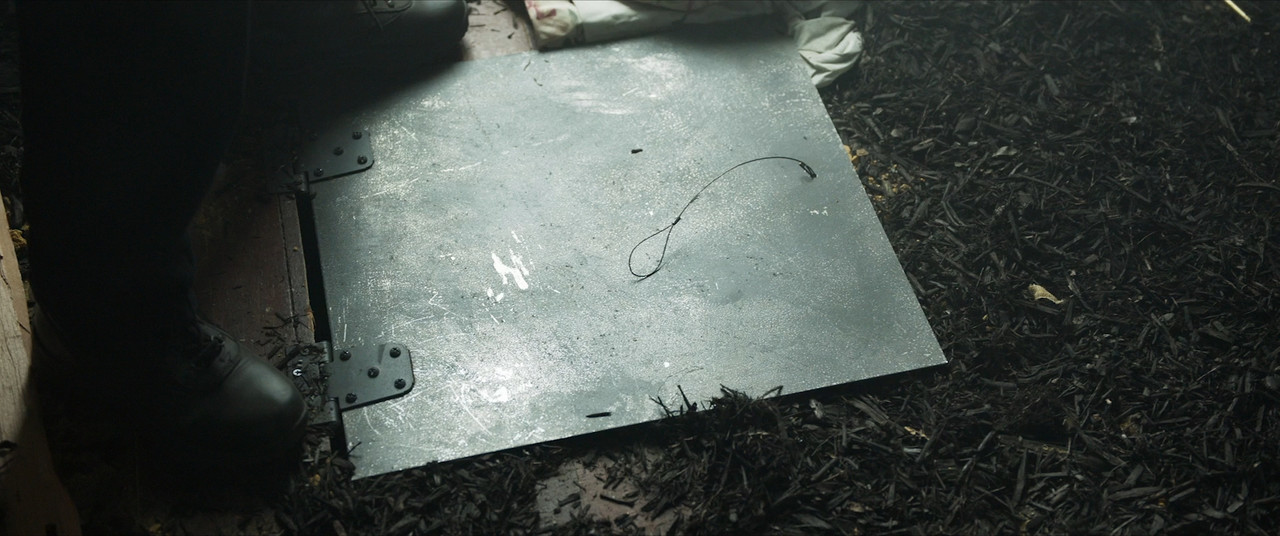 (Thuyết Minh - Sub Việt) Blackout 2022 ViE 1080p Bluray DTS-HD .MA.5.1 x264-HLA.mkv_snapshot_00.05.5