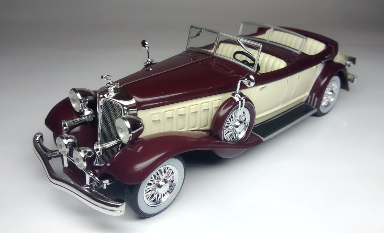 Chrysler Custom Imperial Dual Cowl Phaeton by LeBaron (9)
