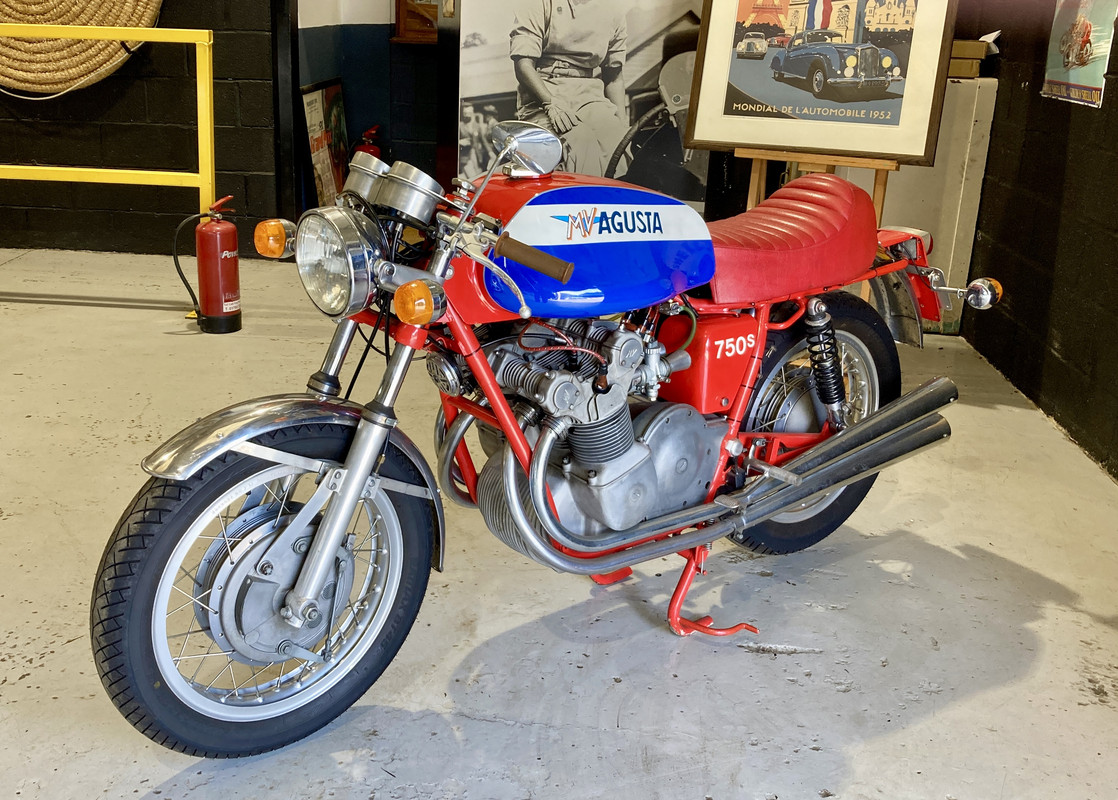 AE785E1A-647F-43C3-A9B9-CB96EC5D31AD