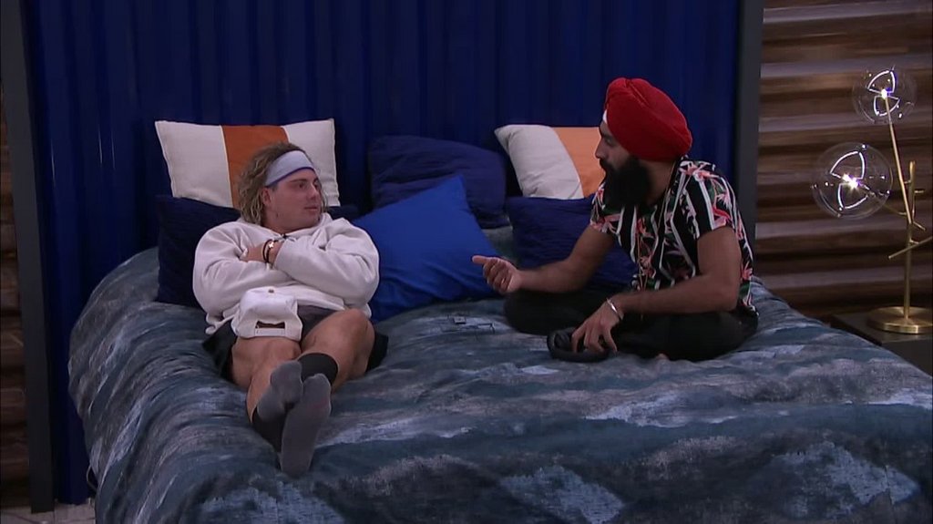 [Image: p0jy674npmso.jpg]