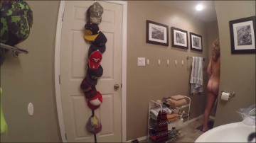 [Image: Voyeur57525114500.jpg]