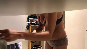 [Image: Voyeur55285084954.jpg]
