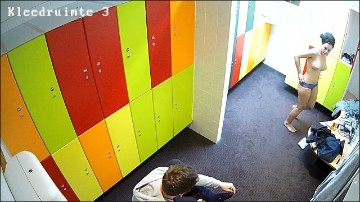 [Image: Voyeur40215131506.jpg]
