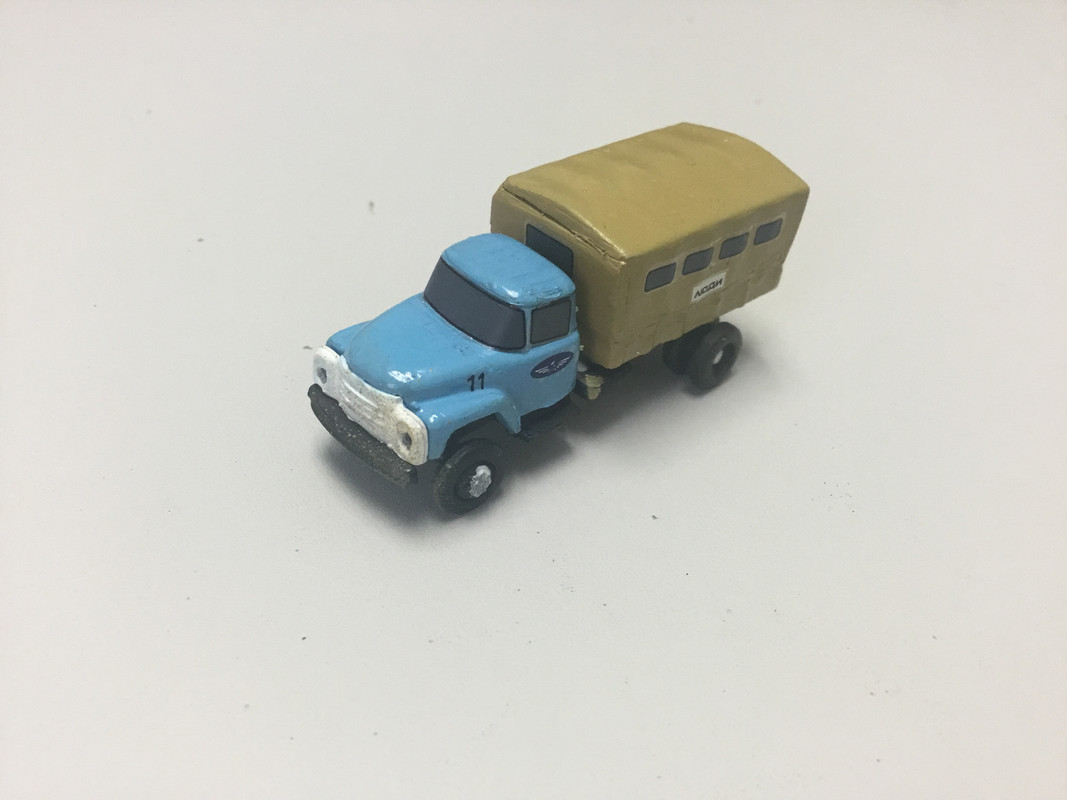 10B4BBFB-72EA-4882-8594-095A7BF66C5E