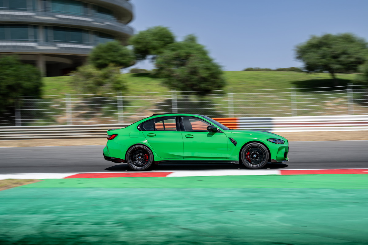P90492708_highRes_the-all-new-bmw-m3-c