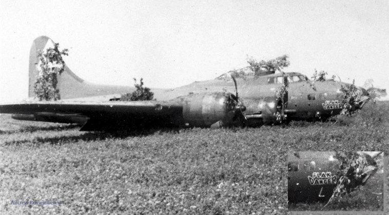 Les B-17 captures par l enemi Zzzzzzzzzzzzzzzzzzzzzzzzzzzzzzzzzzzzzz