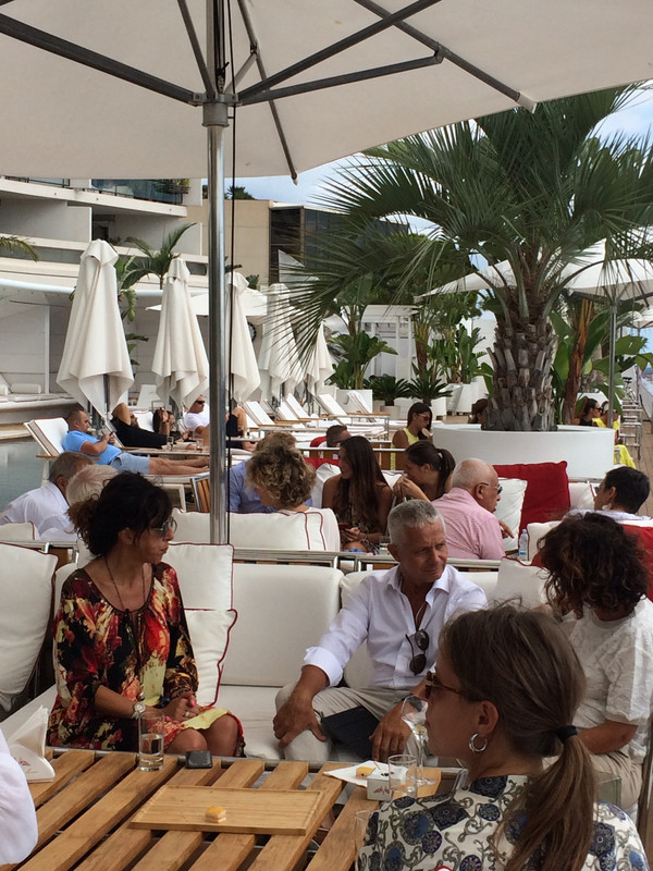 E8C17DE0-F37D-4DF3-AB32-2AA66CDF9D40