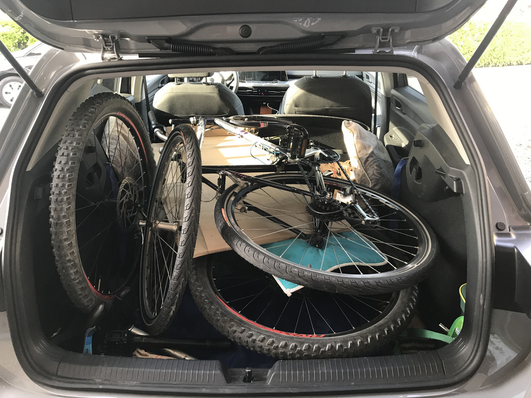 871975D5-0692-4A30-A9AD-2AECD2F140BE