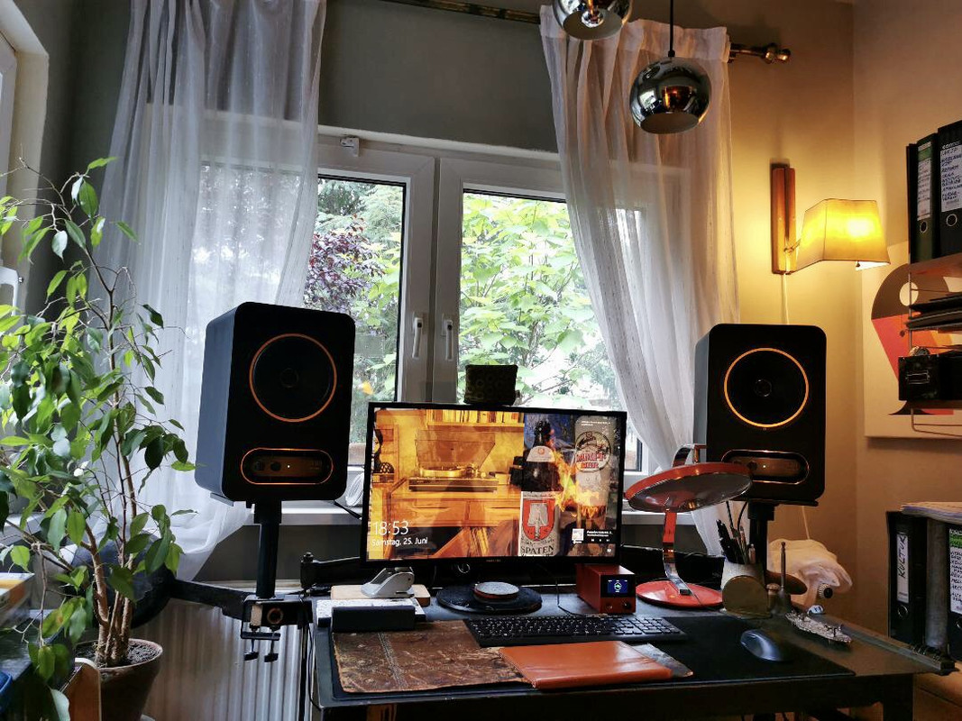 98EC7E86-A560-4B59-81C7-BC3E3542EEEB