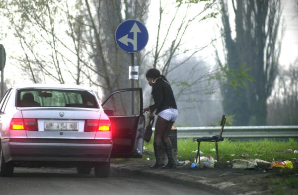 411E185DFBFB57635A8BB47989C9D8E4