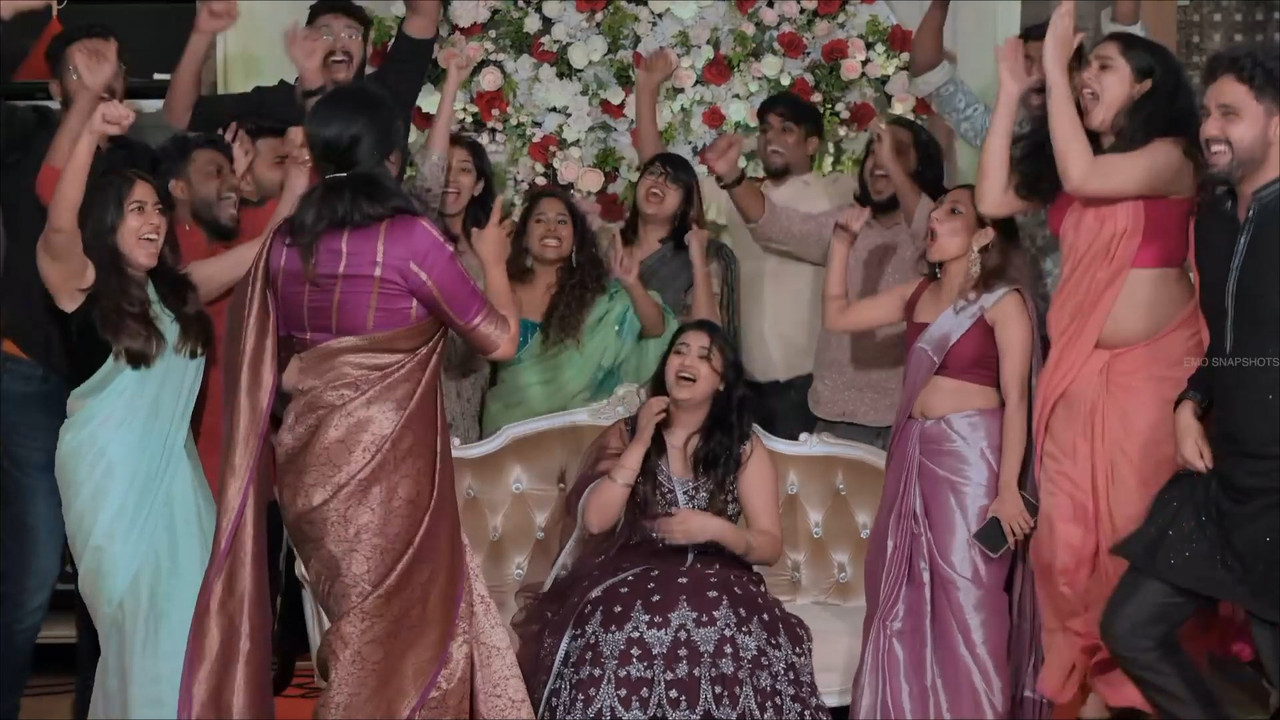 Sana Althaf Sexy navel and Belly show in pink saree.mp4_snapshot_00.24.132