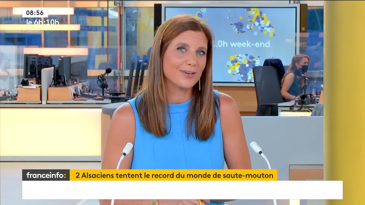 08.22 - 07.58.00 - Le 6h 10h week-end. Entre JT, chroniques, invités ....ts_snapshot_00.00.00.380