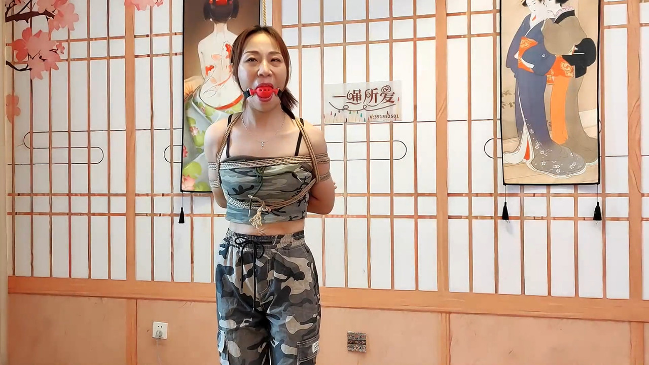 一绳所爱 姚梦梦迷彩服悬吊.mp4_20230706_185150.723