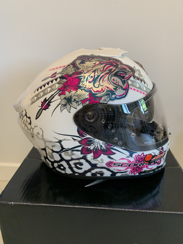 C9D93D5D-32EE-4E24-B99F-957B8995AC92