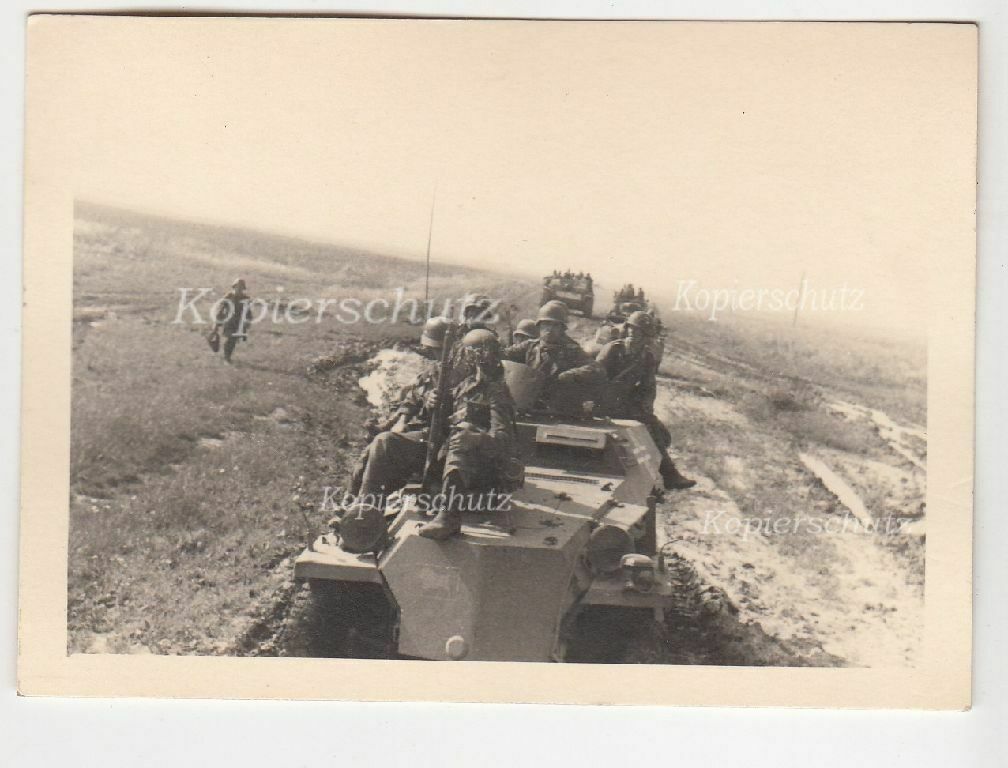 Foto Ukraine Malin Malyn Kampf Einsatz Gefecht StuG Sturmgeschüt