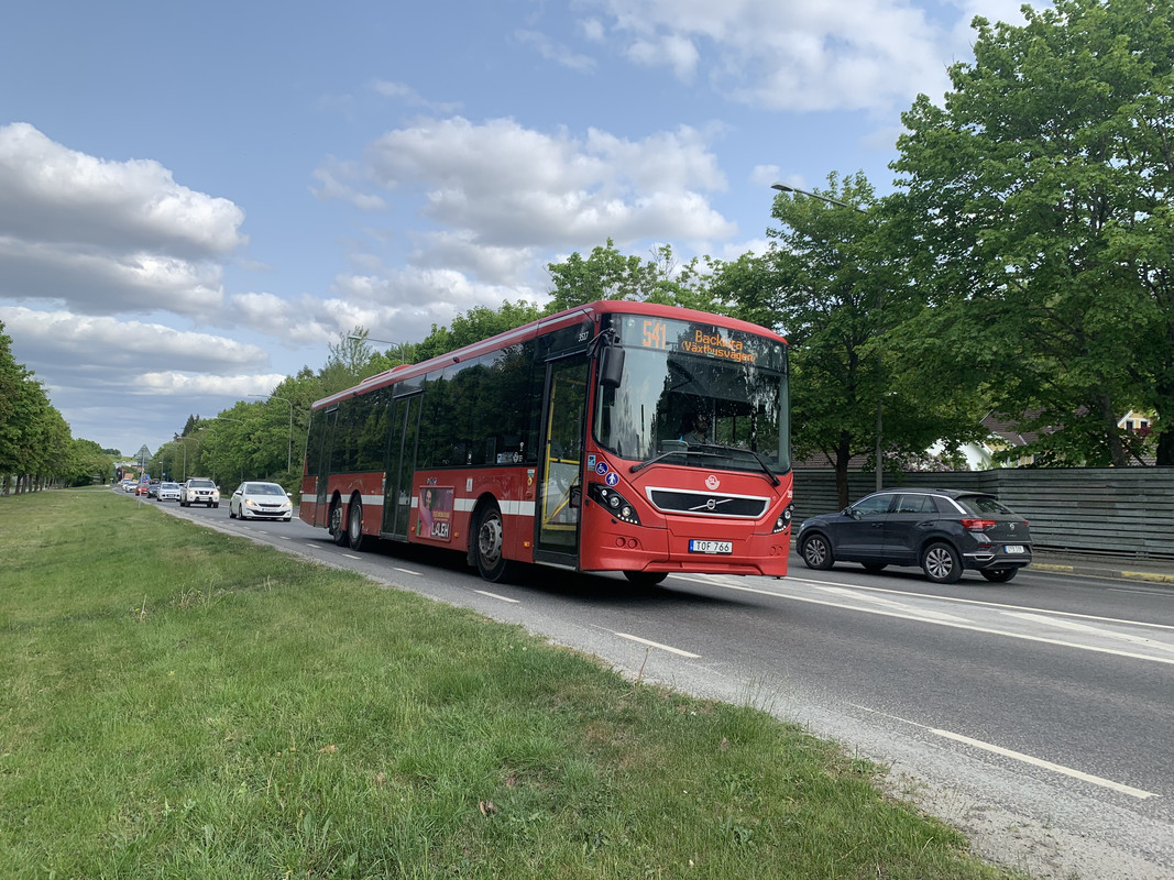 A77A5D66-97AD-4B17-92D1-F3C18F7E8284