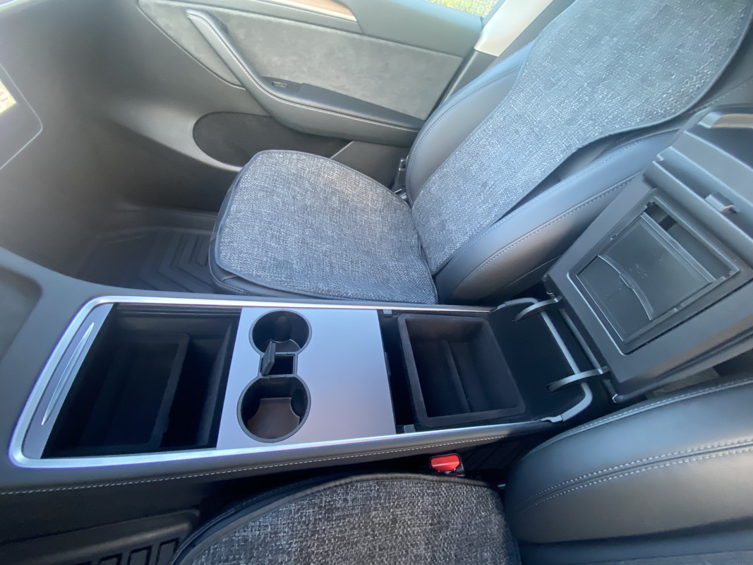 9867CDD3-05E1-4154-8A40-ED883ECE0D64