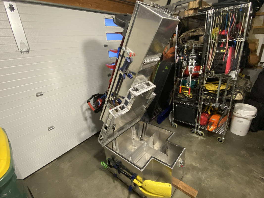 E2C1A7D5-5D73-4A83-8EC2-AC0AF8DE7F21