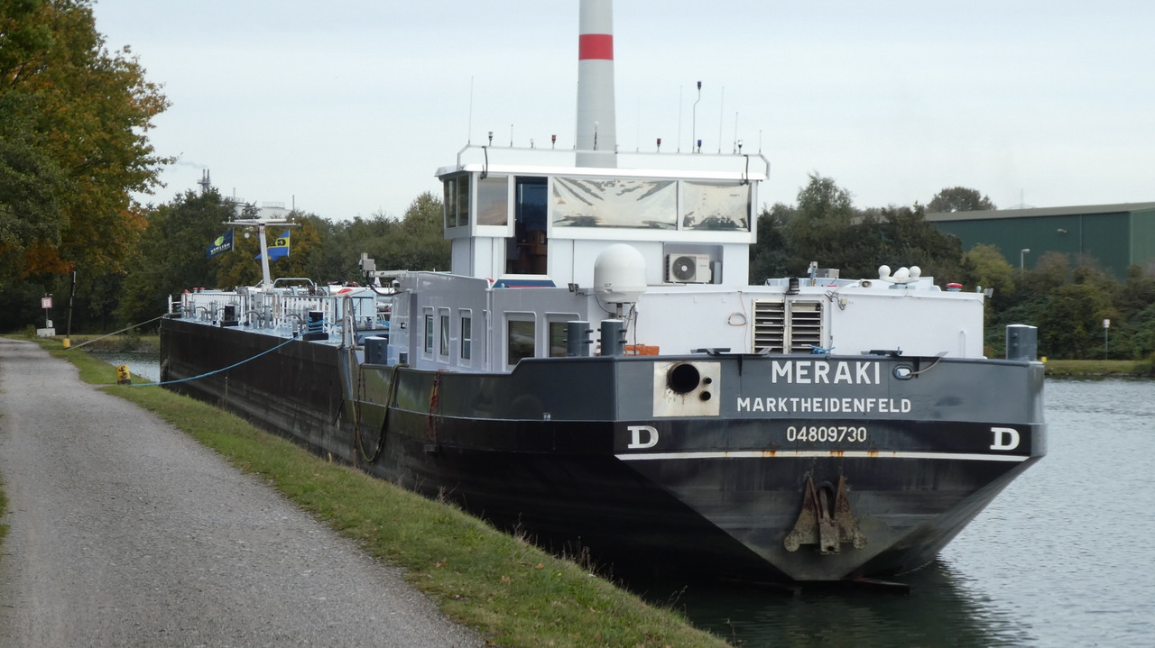 P1160442 (1940x1090)