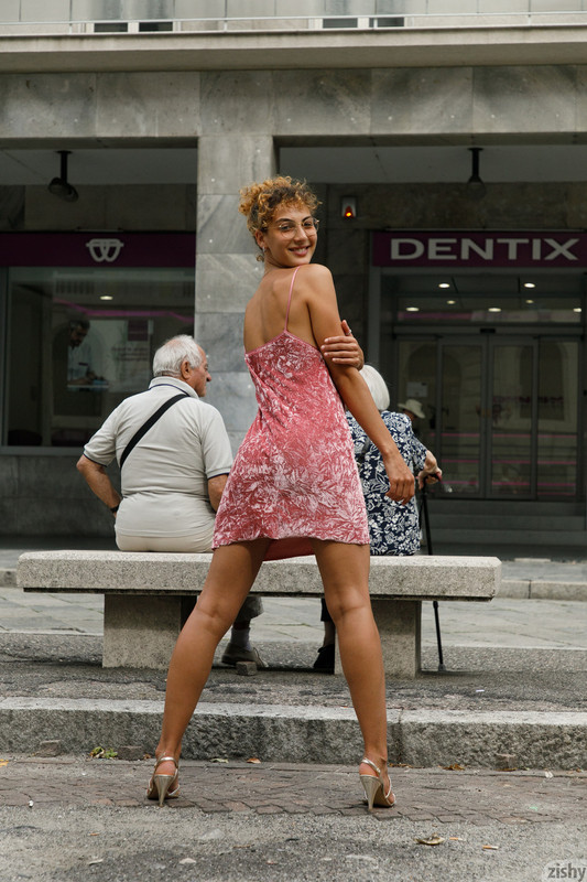 full_012_1228410520498166