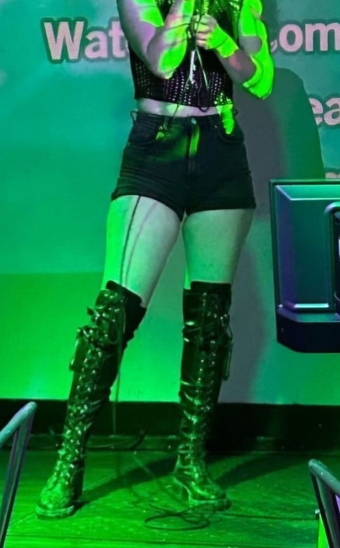 boots.jpg