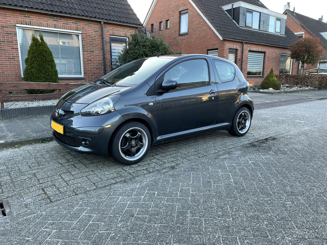 F93F2240-4508-403C-8AE2-043FFE25D868