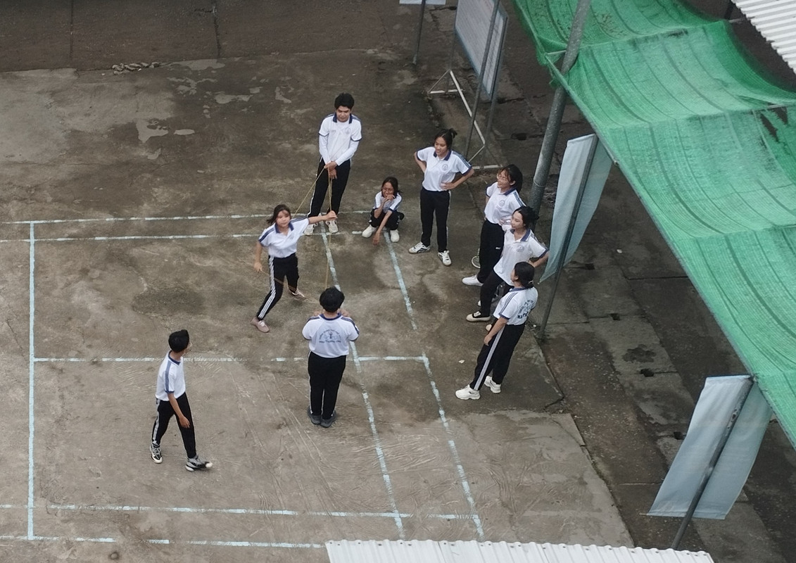 Hoạt động 8
