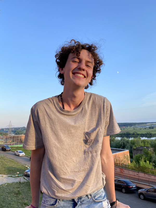 38C0E09F-8242-43F0-B54C-CEB6B69E0612