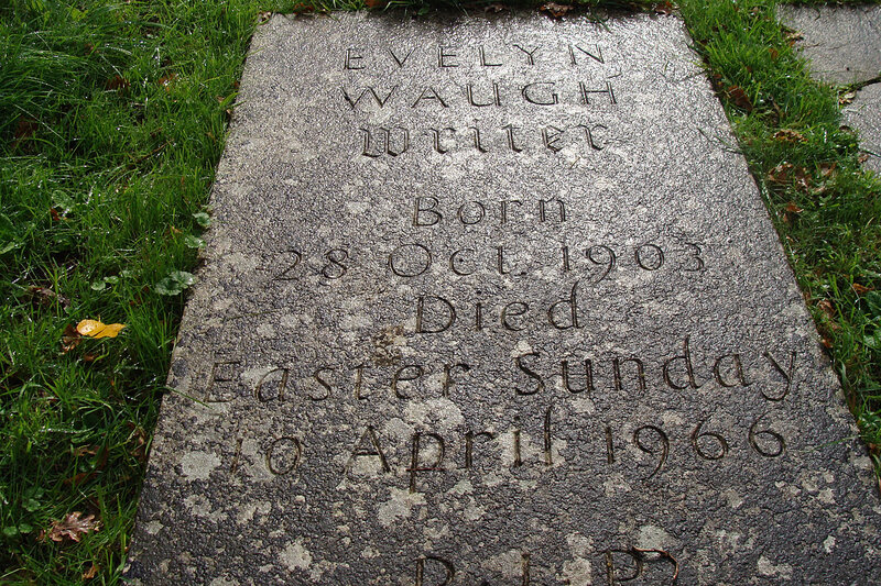 The-grave-of-Evelyn-Waugh-12-October-2013