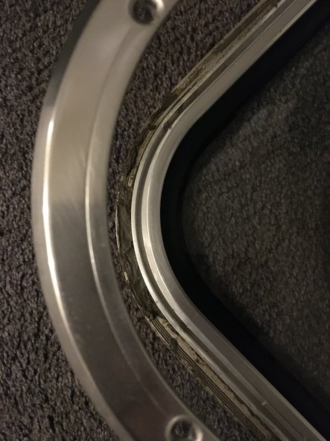 1F9D17F8-636C-483E-843C-3DCF5DEFCB44