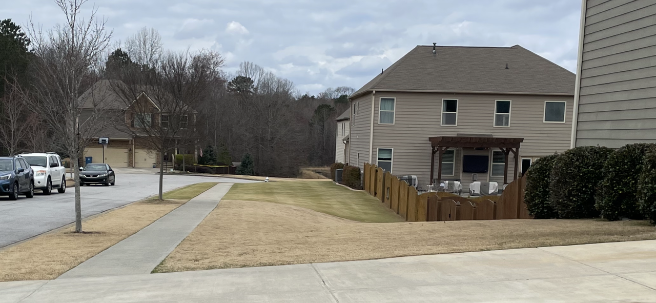 77DCA71A-2171-4AB0-B2A3-C80E8B777178