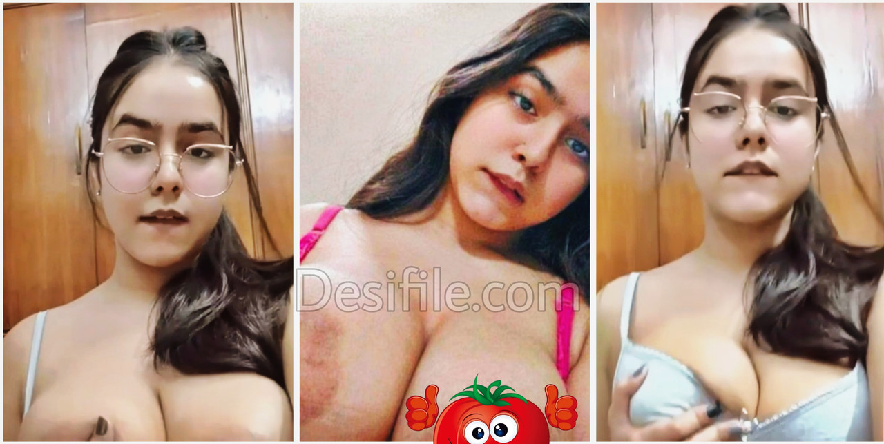 Beautiful Sexy Mal Bathing And Spitting On Boobs