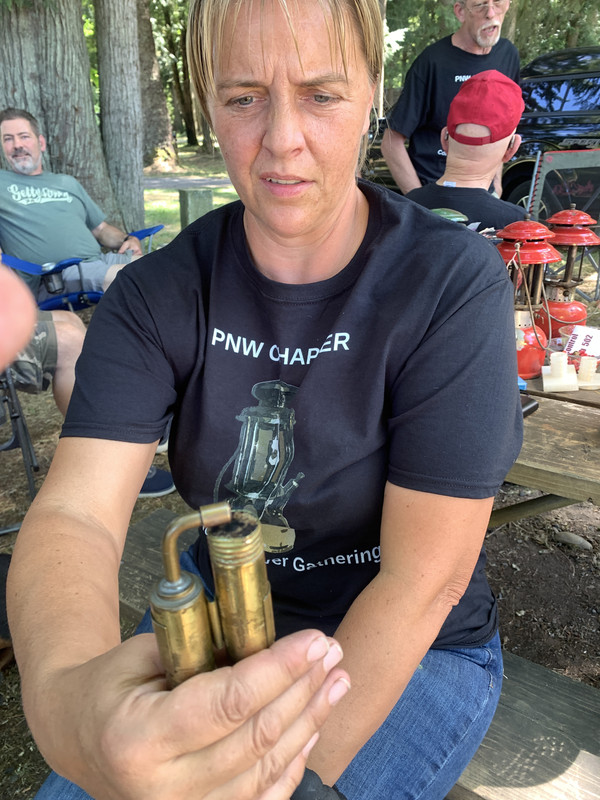 46488408-571D-492D-A089-49E52449349F