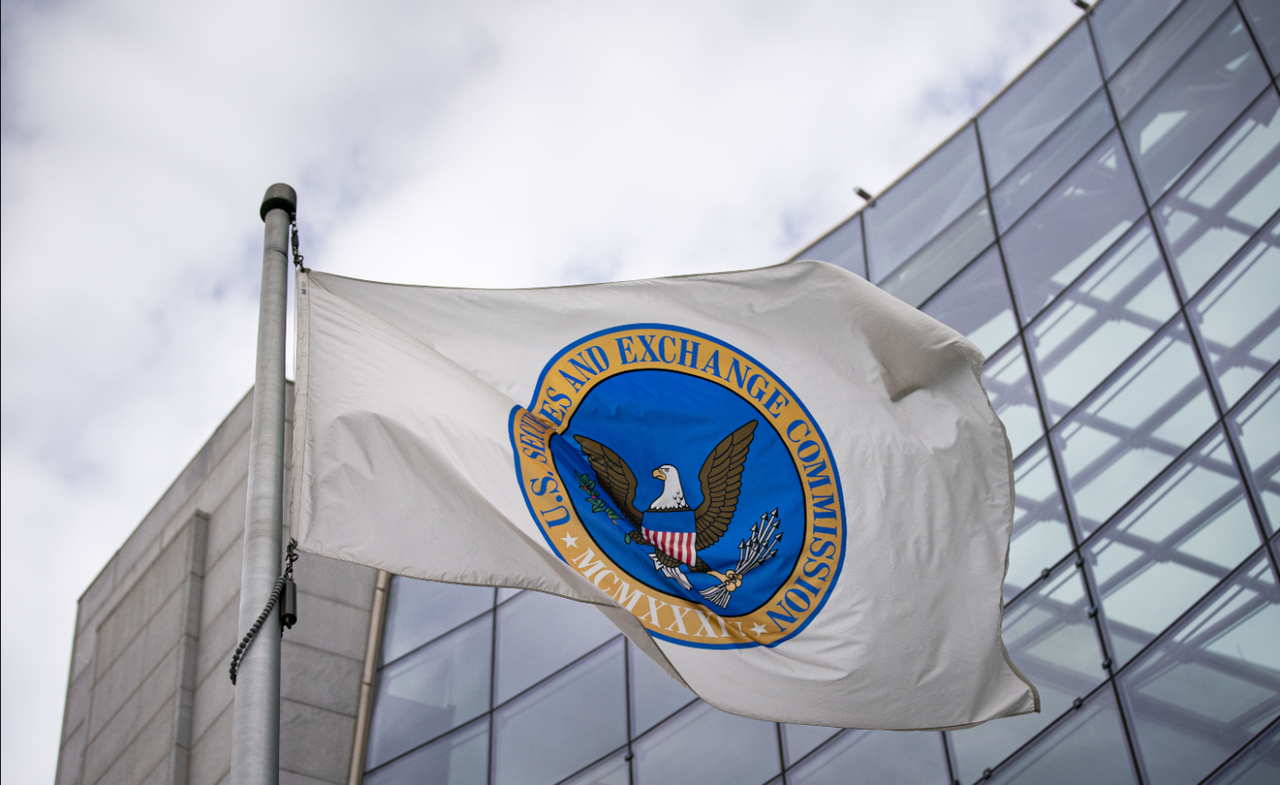 guide Итоги недели: SEC выдвинула иск к ConsenSys, в США подали заявки на Solana-ETF