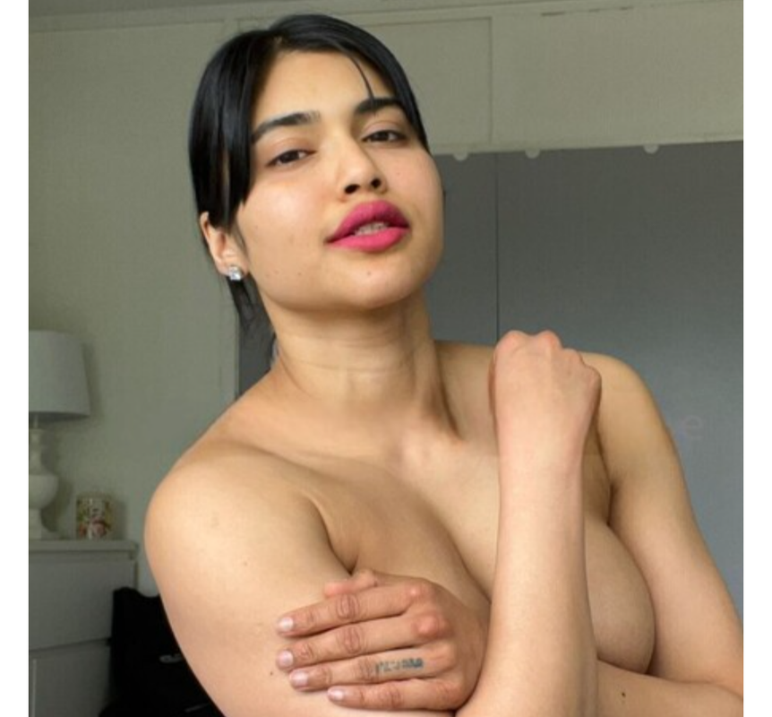 Indian + Newzealand Ravina Patel Full Nude Mirror Selfie Video Latest viral