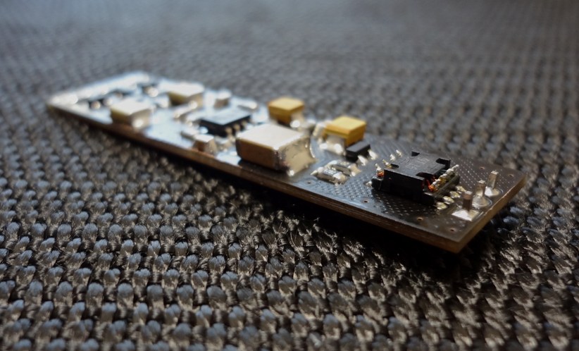 Double Hum canceling Differential Preamlifier AR