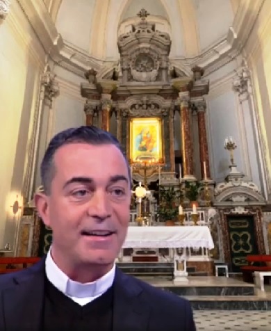 Il Papa telefona a don Michele, il prete dj dei rave in chiesa: bravo dans Articoli di Giornali e News Don-Michele-Madonna-Montesanto