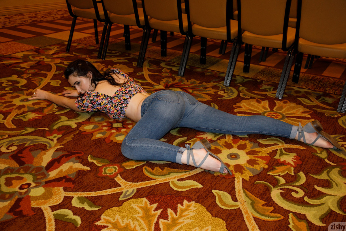 full_032_1336471540337375