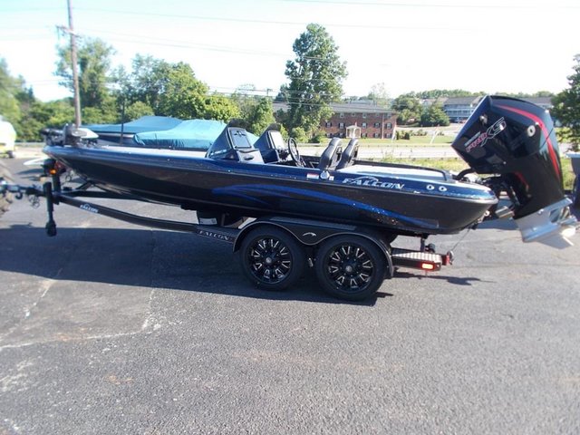 06EE86F5-9640-45C5-8A9C-749A56DD868C