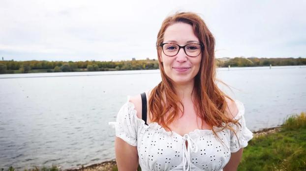 JacquieEtMichelTV – Andrea – 33 years old, from Orléans!