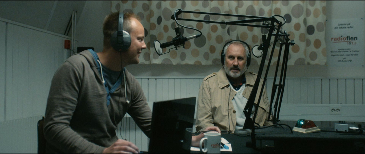 The 100 Year-Old Man Who Climbed Out the Window and Disappeared 