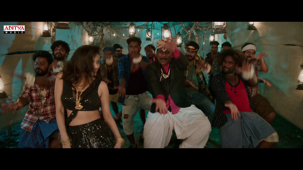 [Image: vlcsnap-2025-12-21-18h25m19s832.png]