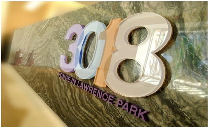AC-04 acrylic back colored letter display view 1