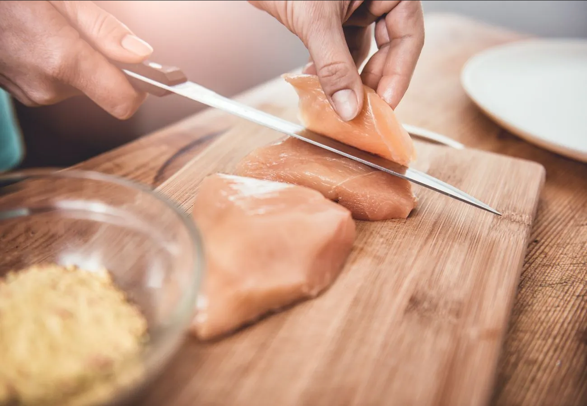 ¿Cómo limpiar pechugas de pollo de forma segura en 5 sencillos pasos?
