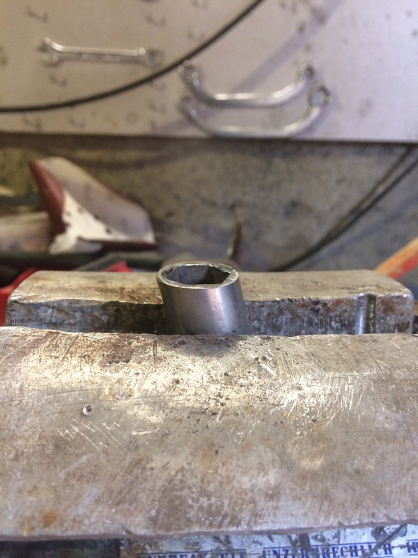 AE50750E-647A-4238-8119-132966B9573E